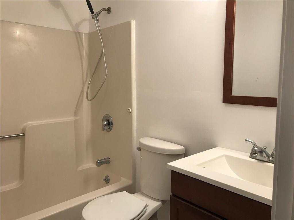 20 Woodvale Court, Unit 20 Springvale, ME 04083 - Photo 13 of 24 Photo