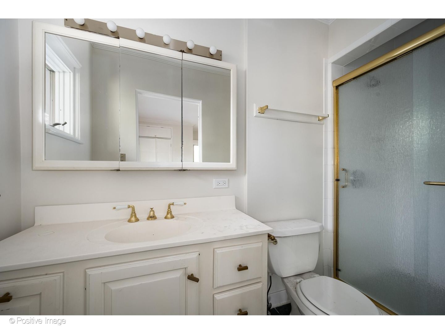 304 Cumnor Road Kenilworth, IL 60043 - Photo 16 of 17 Gallery Image 16