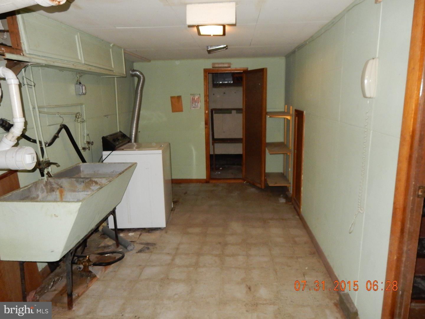1003 Memorial Road Burlington, NJ 08016 - Photo 12 of 16