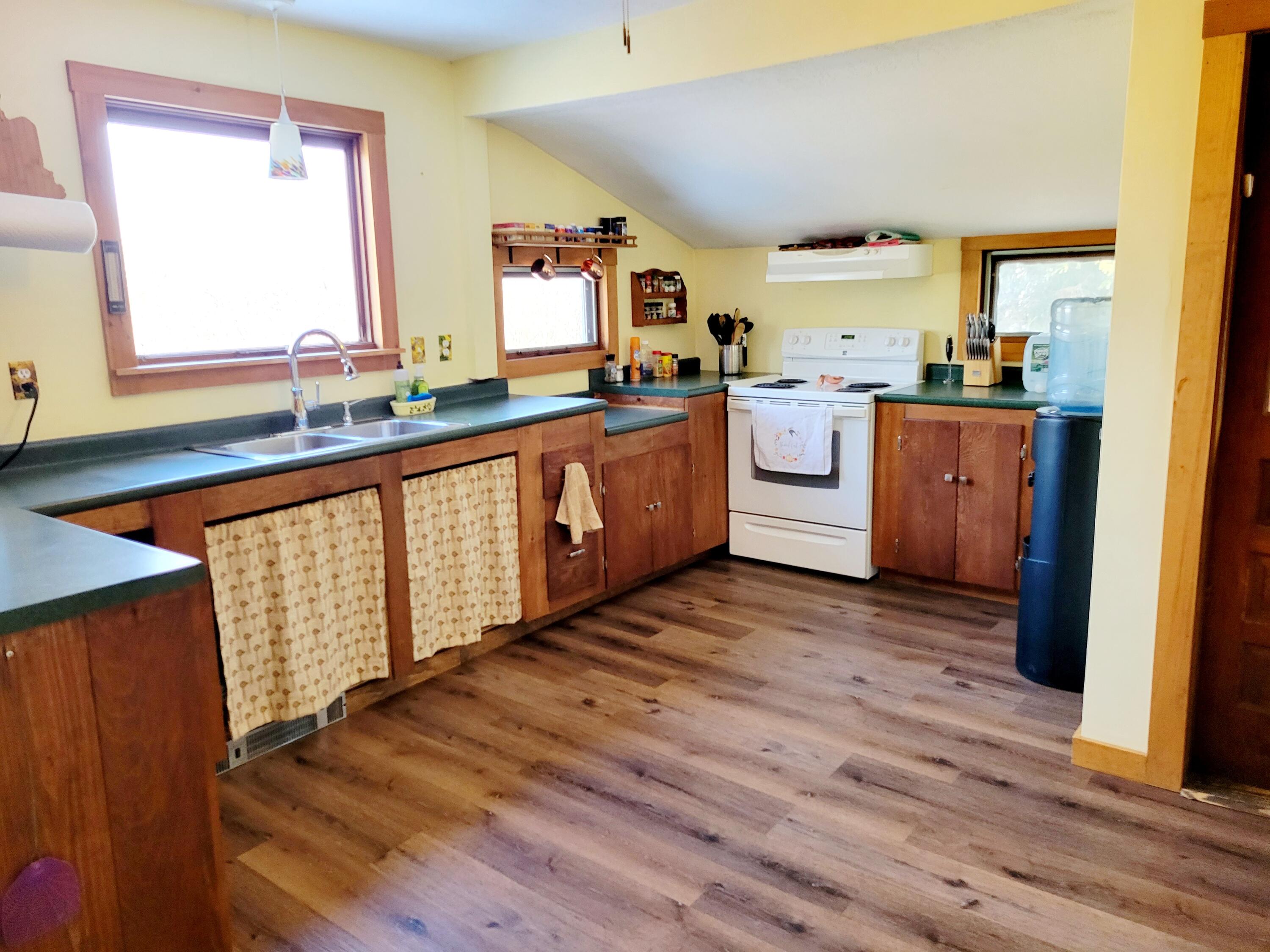 389 Wakefield Road Newfield, ME 04095 - Photo 7 of 12 Kitchen