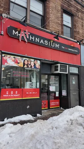 $2,700 | 810 Jericho Turnpike, Unit 2, New Hyde Park, NY 11040