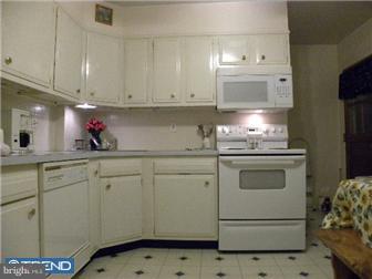 111 Brookhill Road Newtown Square, PA 19073 - Photo 6 of 11 Gallery Image 6