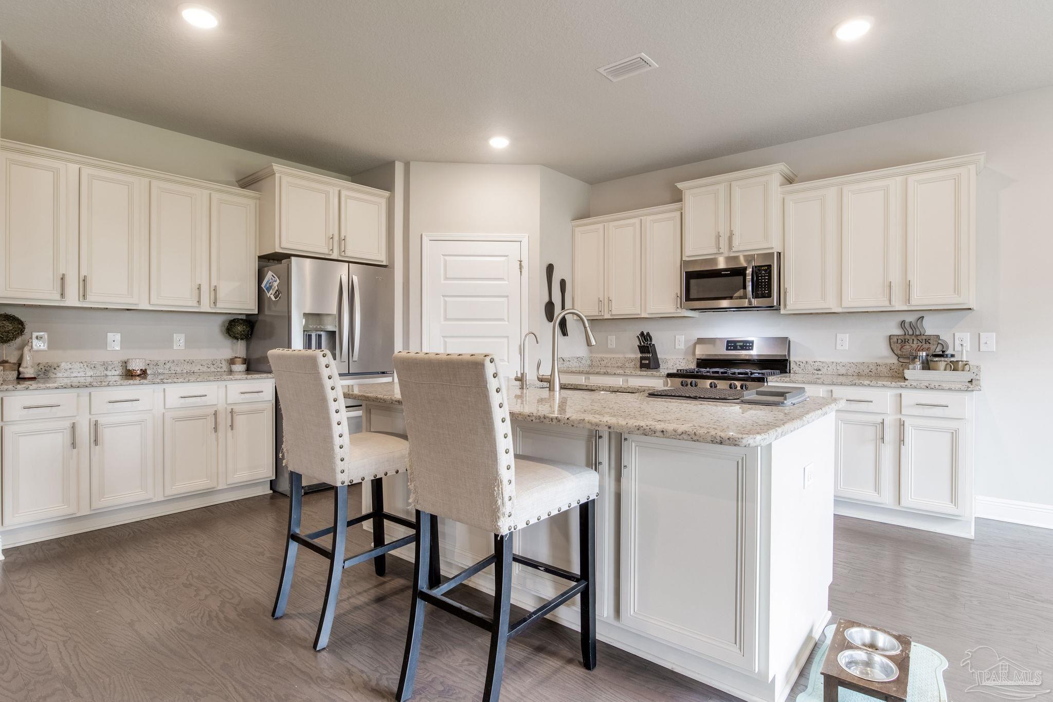 8061 Stream Ridge Road Pensacola, FL 32526 - Photo 7 of 40 Gallery Image 7