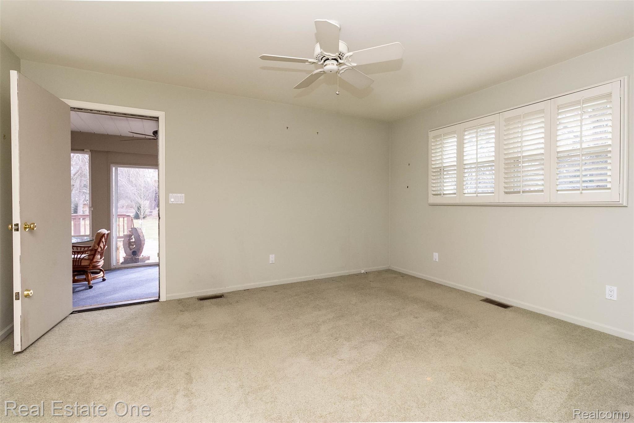 1255 Seville Road Rochester, MI 48309 - Photo 19 of 58 19.jpg