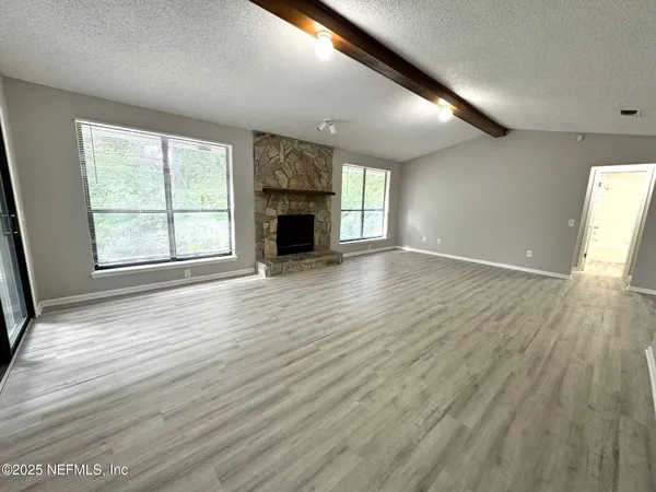 $2,150 | 6281 Island Forest Drive, Fleming Island, FL 32003