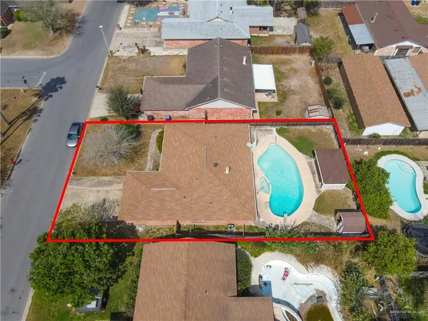 $1,700 | 2928 North 1st Lane, McAllen, TX 78501