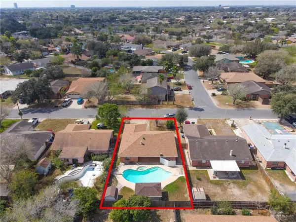 $1,700 | 2928 North 1st Lane, McAllen, TX 78501