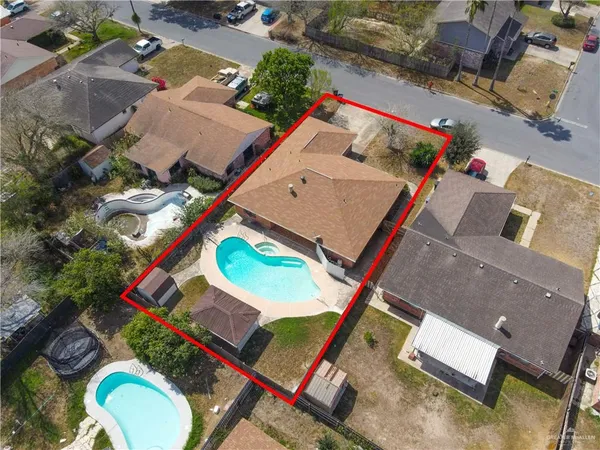 $1,700 | 2928 North 1st Lane, McAllen, TX 78501
