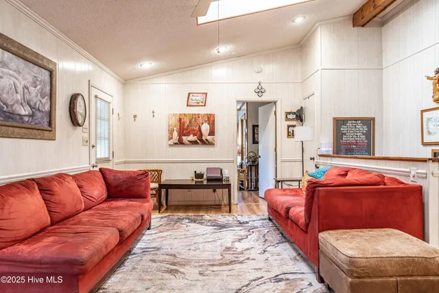 $425,000 | 105 Greentree Court, West End, NC 27376