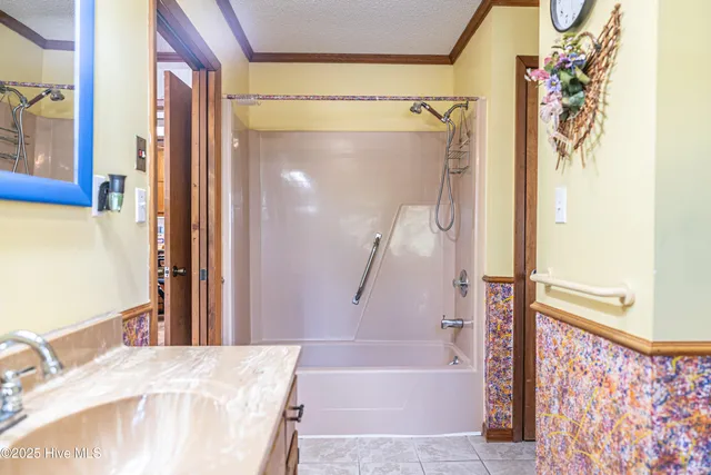 $425,000 | 105 Greentree Court, West End, NC 27376