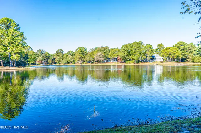 $425,000 | 105 Greentree Court, West End, NC 27376