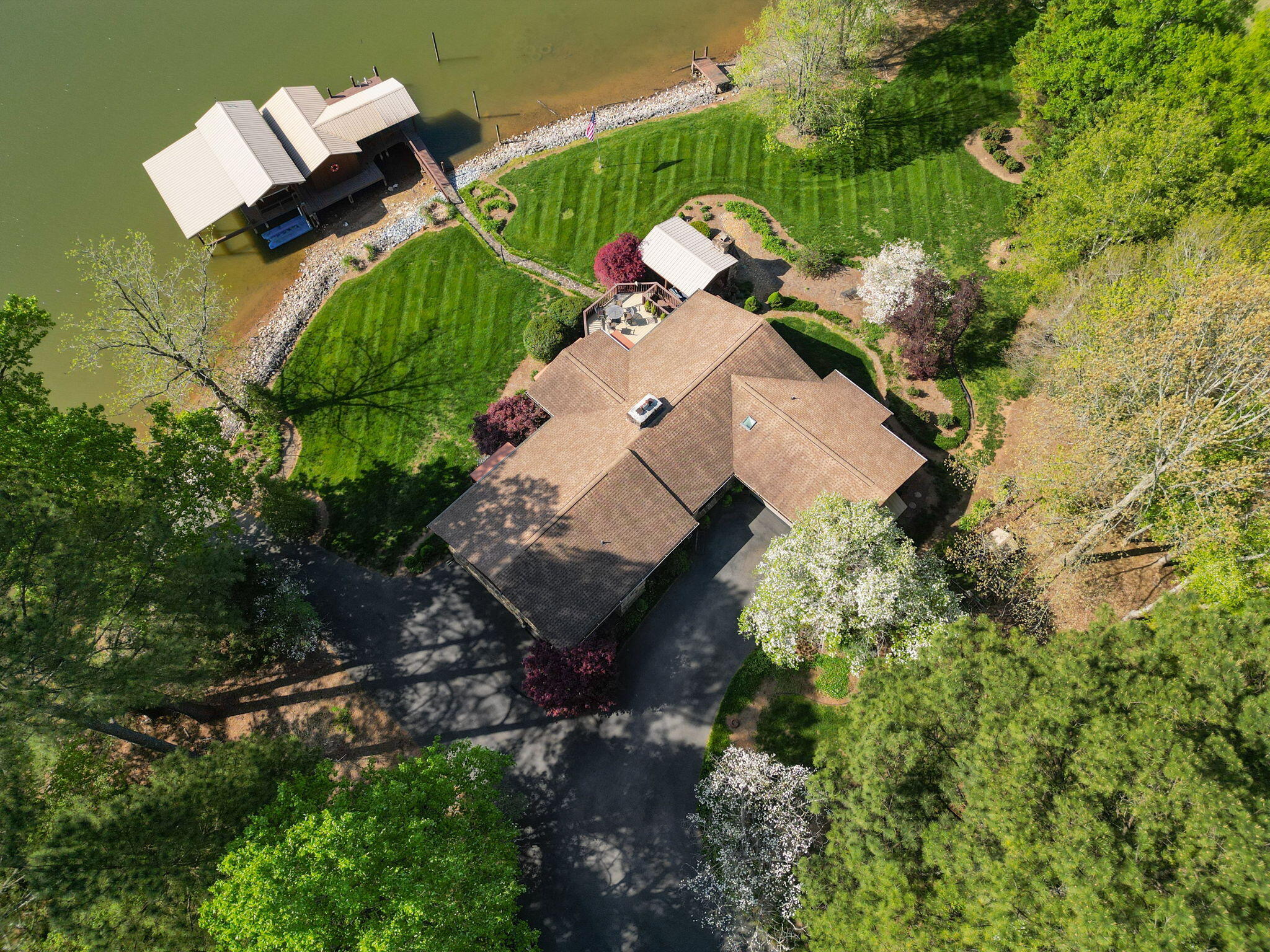 433 Lakehaven Circle Decatur, TN 37322 - Photo 67 of 74 69-web-or-mls-Lakehaven- Autumn-69