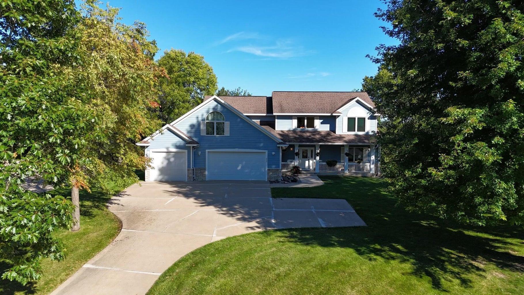 68 McIntosh Road East La Crescent, MN 55947 - Photo 1 of 1