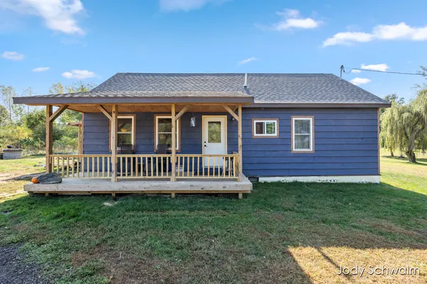 $270,000 | 881 Brent Drive, Sherwood, MI 49089