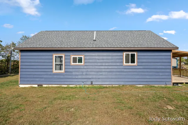 $285,000 | 881 Brent Drive, Sherwood, MI 49089