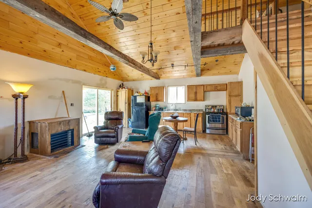 $285,000 | 881 Brent Drive, Sherwood, MI 49089