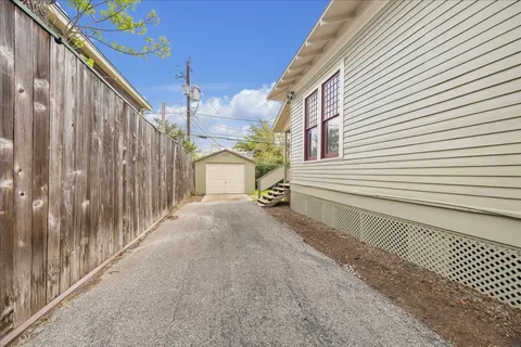 $815,000 | 1846 Arlington Street, Houston, TX 77008
