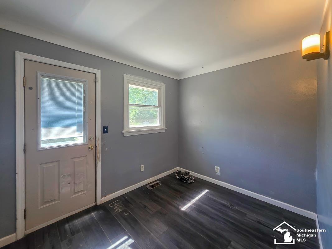 6772 Wells Road Petersburg, MI 49270 - Photo 11 of 26