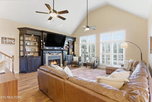 $949,900 | 2800 Green Heron Boulevard, Knoxville, TN 37938