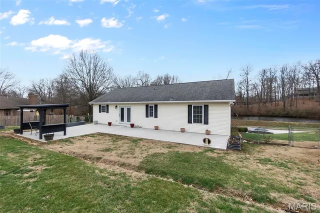 $325,000 | 2650 Old Cape Road, Jackson, MO 63755