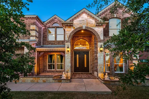 $900,000 | 13348 Cool Meadow Drive, Frisco, TX 75035