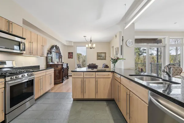 $515,000 | 4 Gile Drive, Unit 2B, Hanover, NH 03755