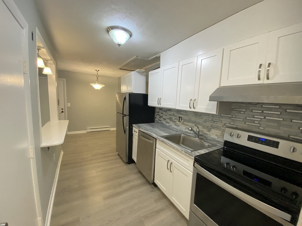 176 Swanson Road, Unit 306 Boxborough, MA 01719 - Photo 6 of 18