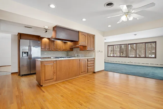 $600,000 | 304 Tall Trees Lane, Palatine, IL 60067