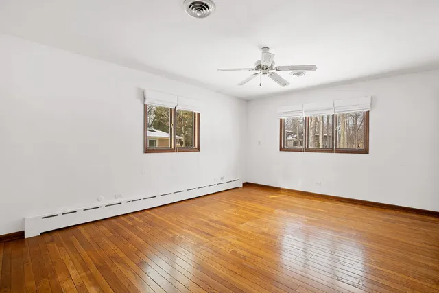 $600,000 | 304 Tall Trees Lane, Palatine, IL 60067