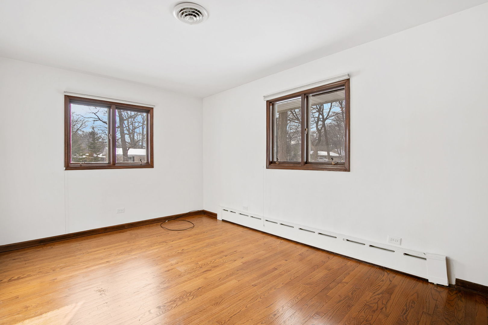 304 Tall Trees Lane Rolling Meadows, IL 60008 - Photo 15 of 36