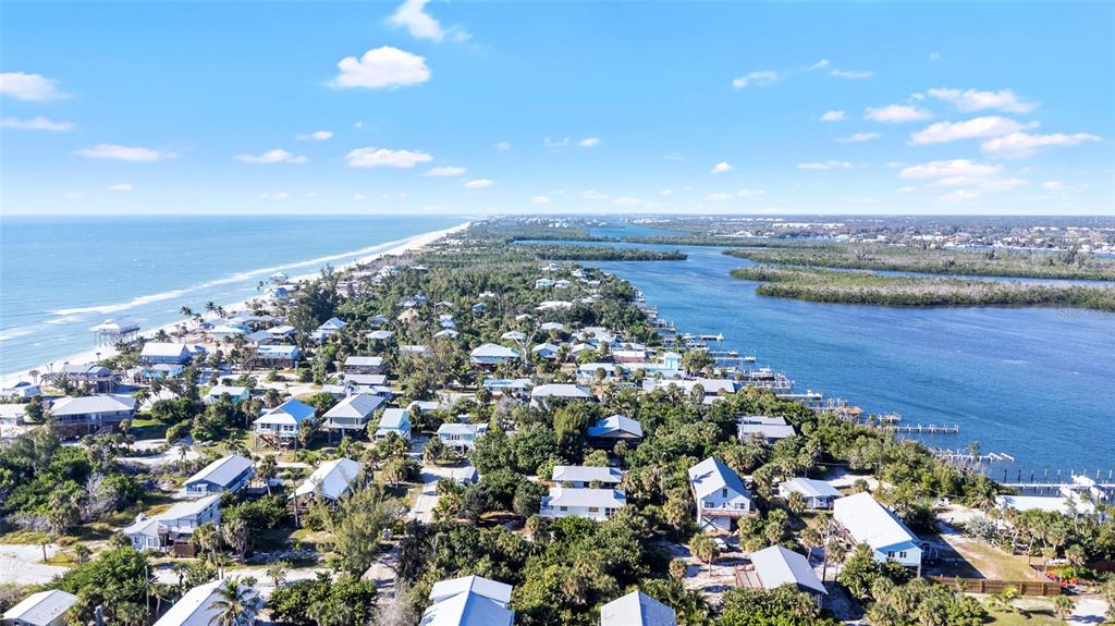 8668 Grand Avenue Boca Grande, FL 33921 - Photo 11 of 17 a view of a city