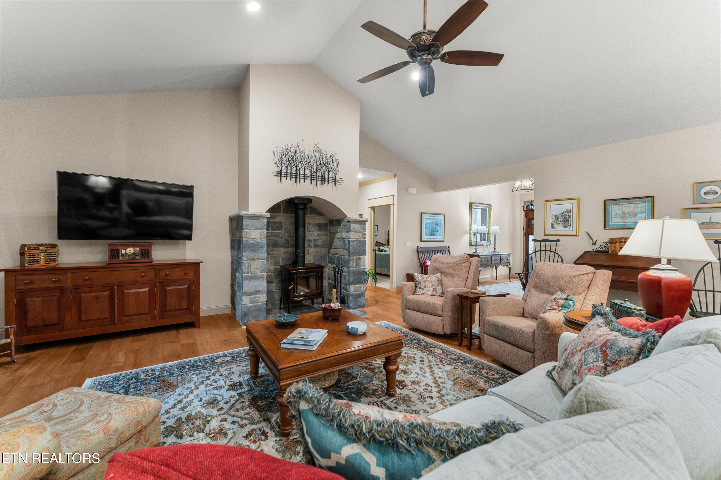 143 Chestnut Ridge Lane Crossville, TN 38558 - Photo 14 of 59 living room 3