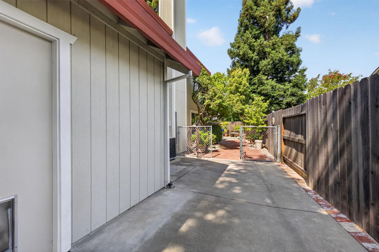 611 Copper Way Roseville, CA 95678 - Photo 36 of 48