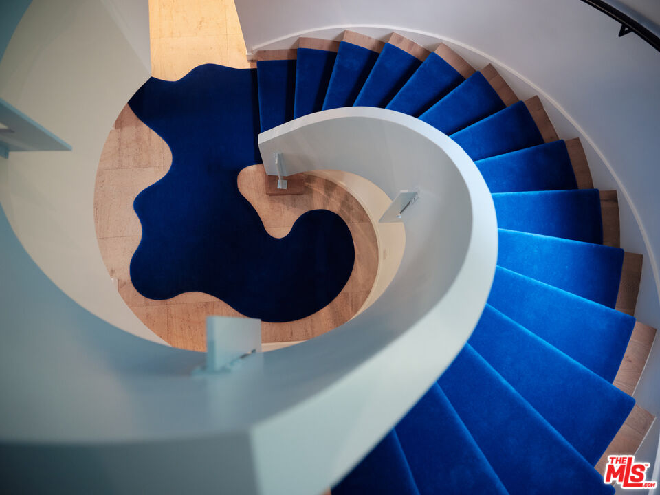 661 Doheny Road Beverly Hills, CA 90210 - Photo 11 of 28 a view of balcony