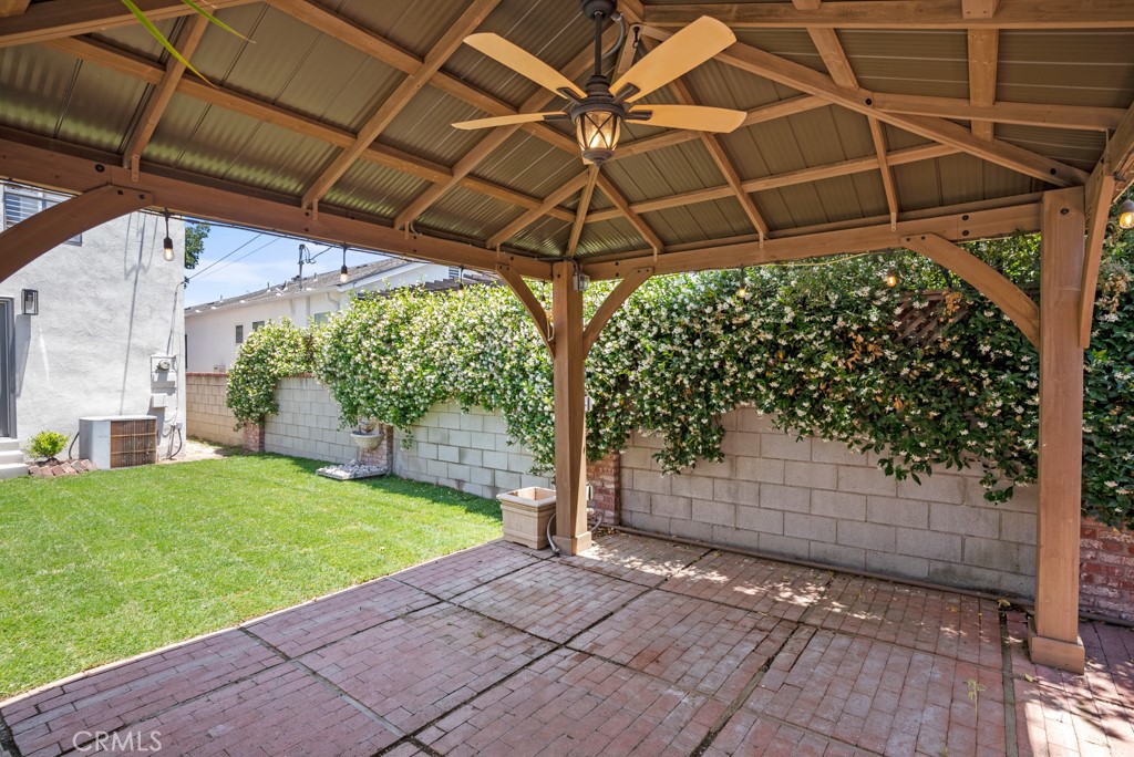 731 North Beachwood Drive Burbank, CA 91506 - Photo 9 of 53