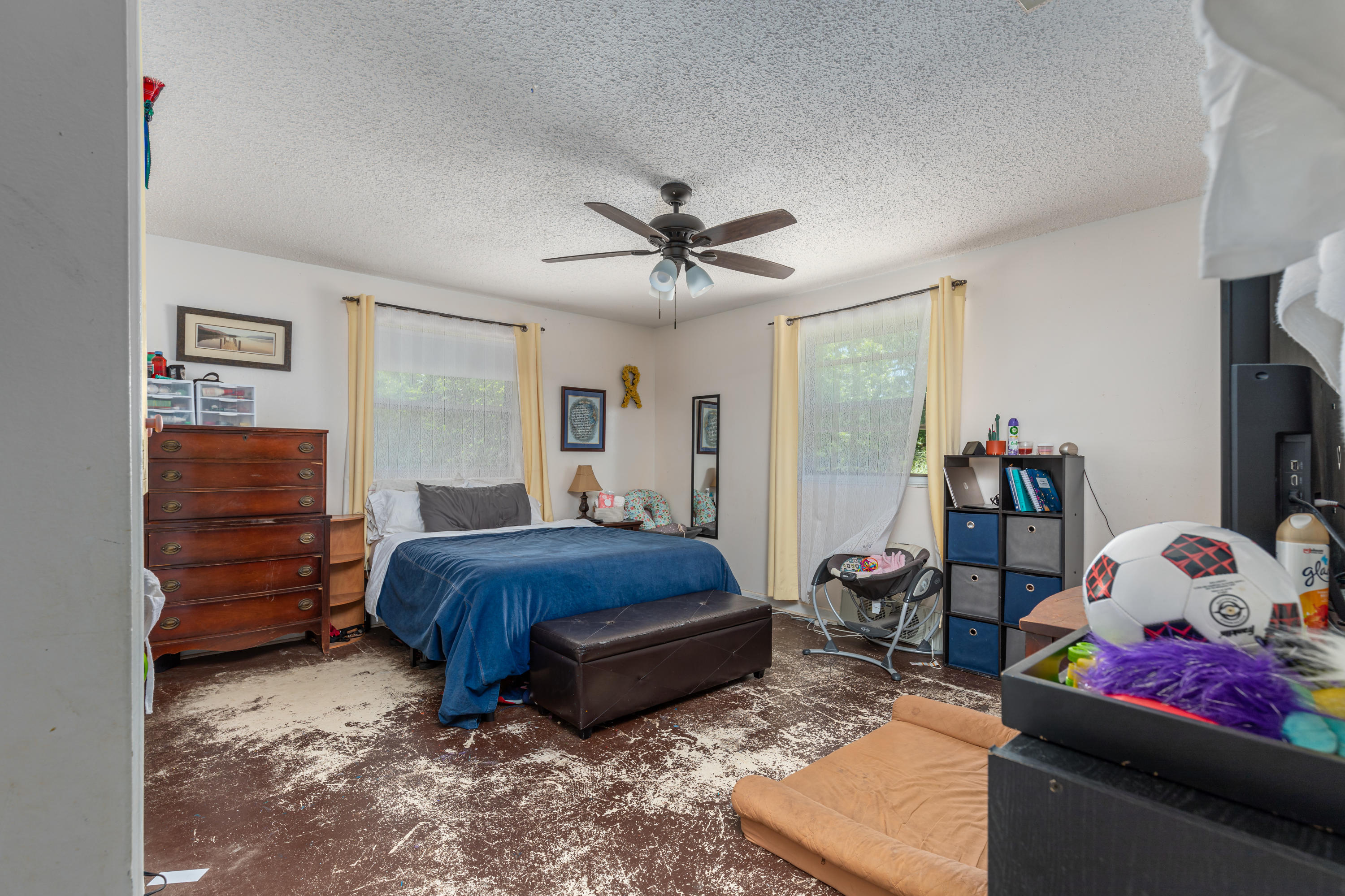 233 Madrid Road Cantonment, FL 32533 - Photo 15 of 38