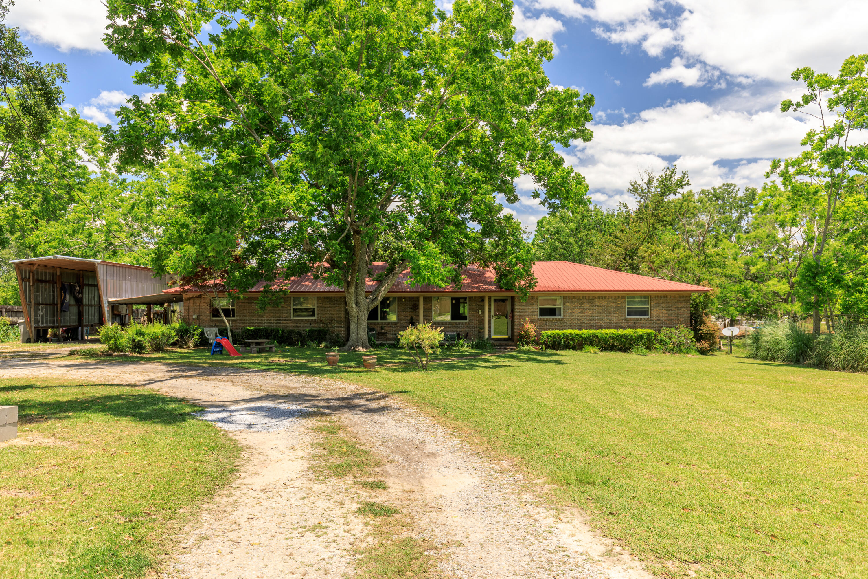 233 Madrid Road Cantonment, FL 32533 - Photo 18 of 38