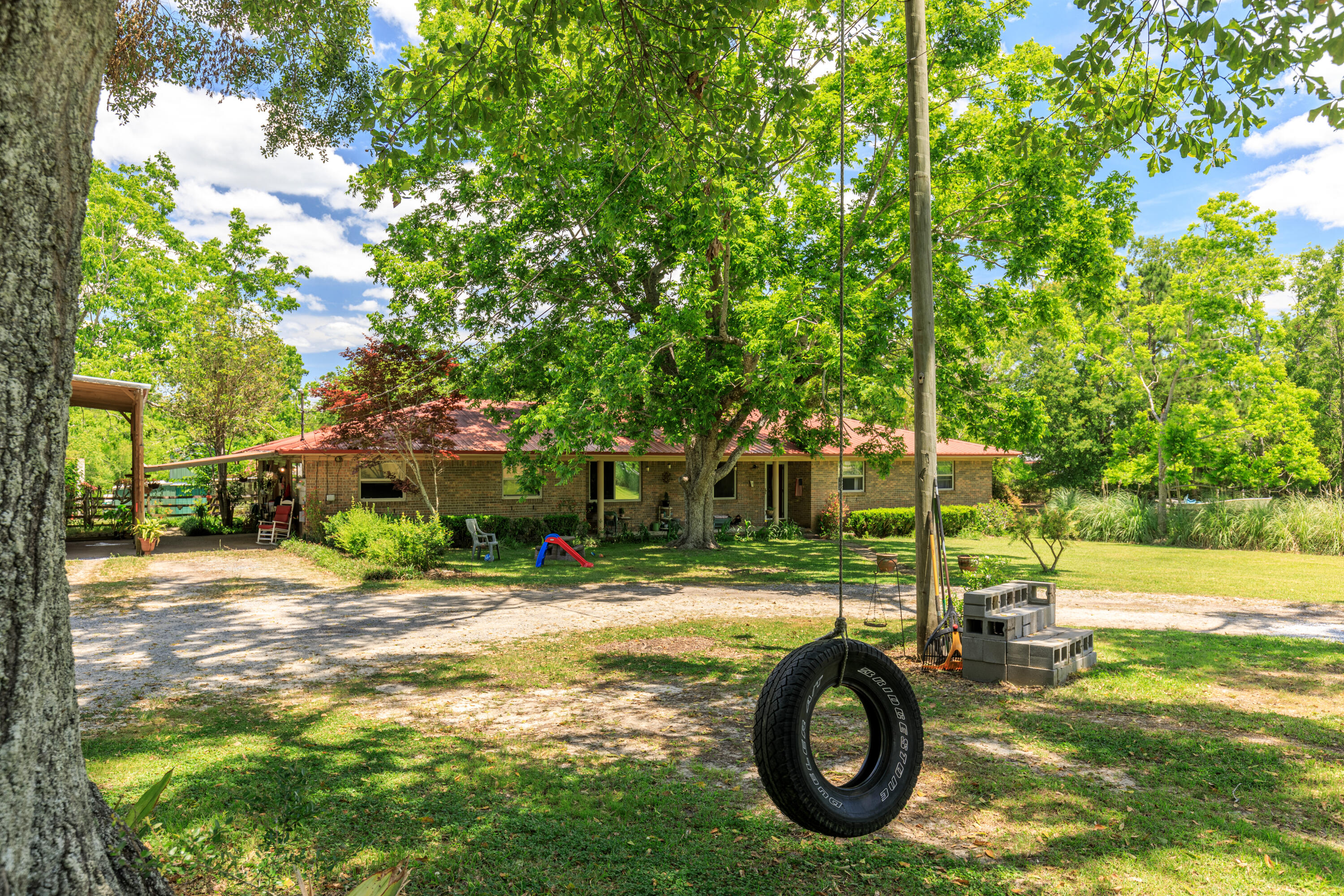233 Madrid Road Cantonment, FL 32533 - Photo 20 of 38