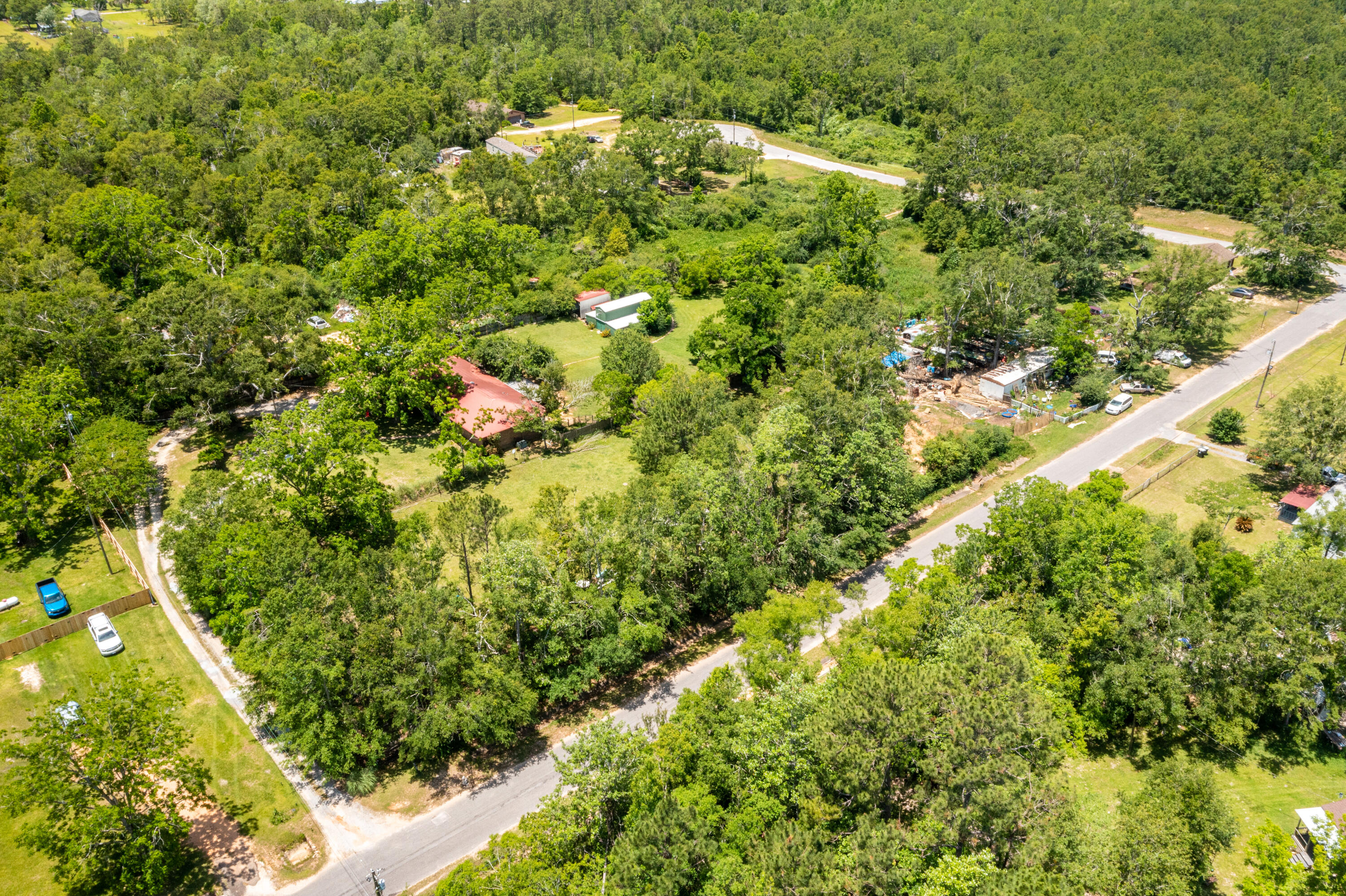 233 Madrid Road Cantonment, FL 32533 - Photo 36 of 38