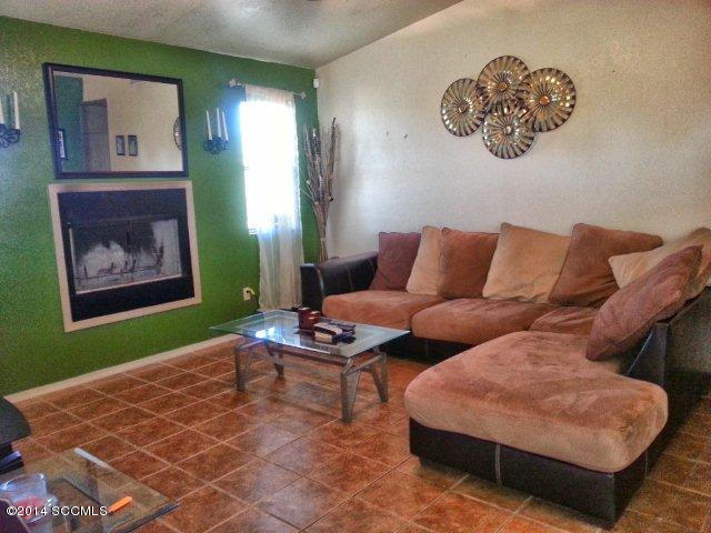 996 Alegre Corte Rio Rico, AZ 85648 - Photo 3 of 12