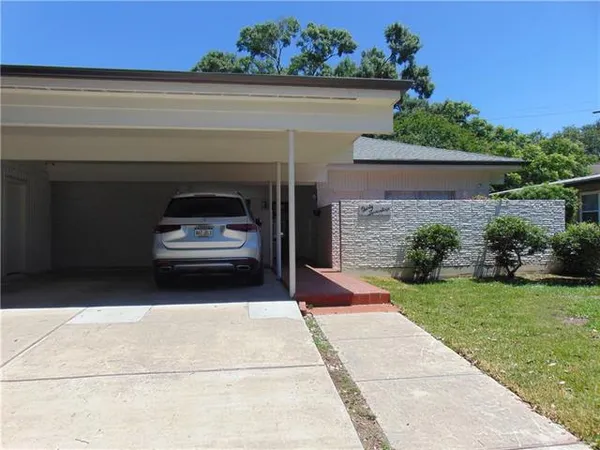 $2,500 | 3017 Clifford Drive, Metairie, LA 70002