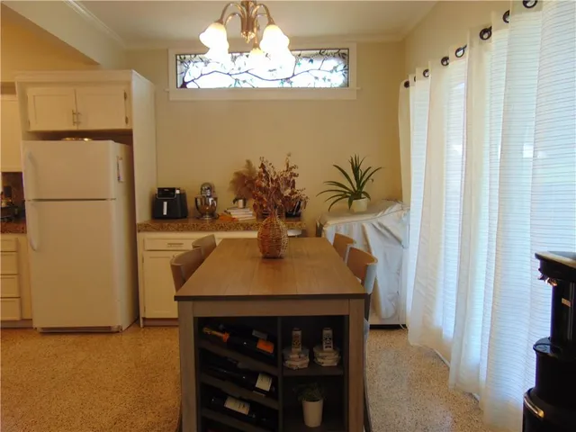 $2,500 | 3017 Clifford Drive, Metairie, LA 70002