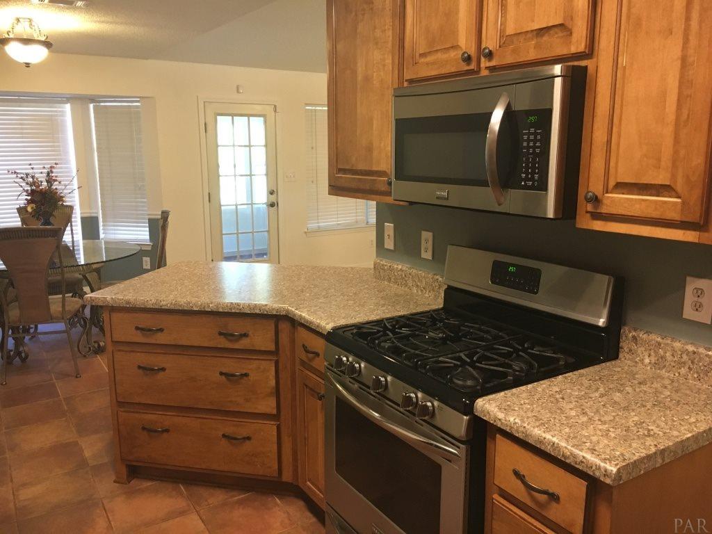 3162 Stefani Road Cantonment, FL 32533 - Photo 11 of 42 Gallery Image 11