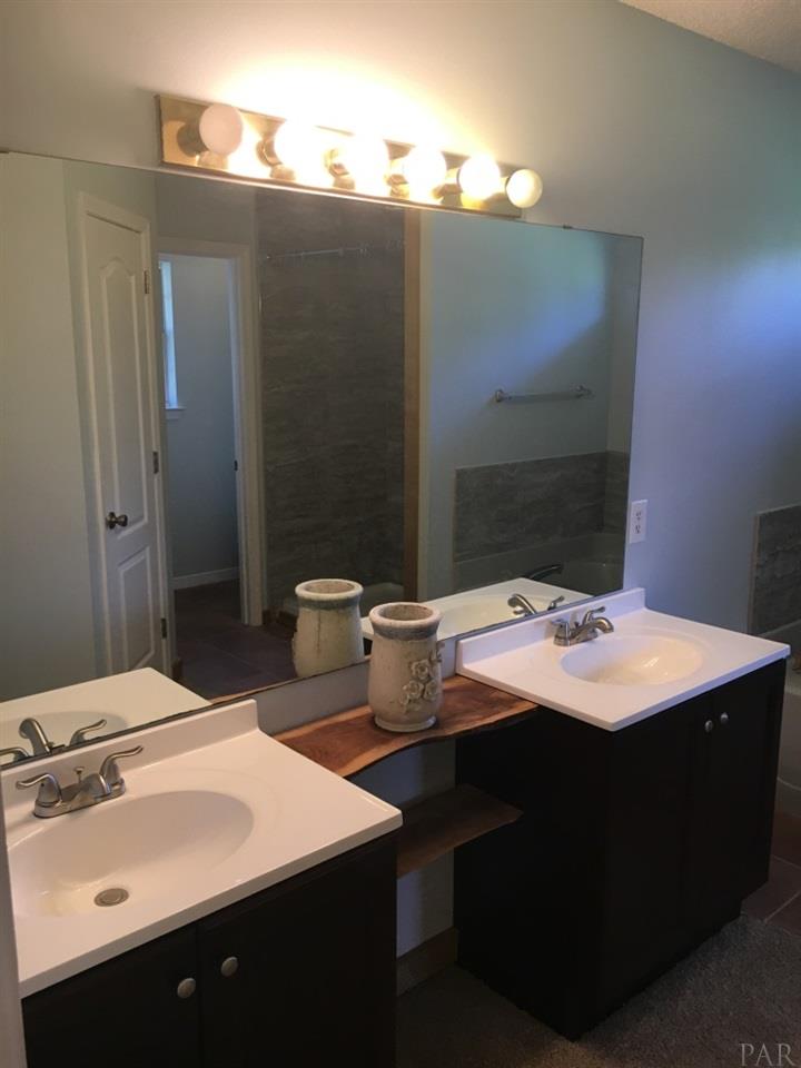 3162 Stefani Road Cantonment, FL 32533 - Photo 21 of 42 Gallery Image 21