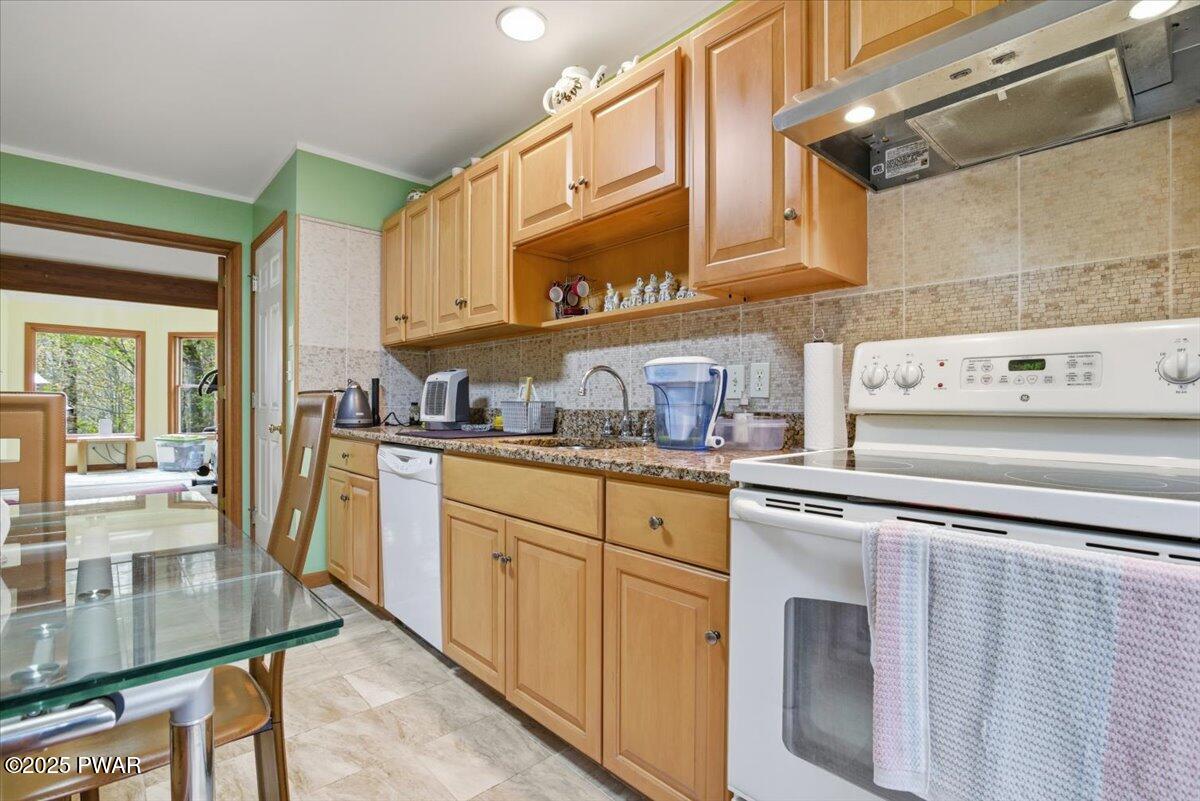 135 Split Rock Road Newfoundland, PA 18445 - Photo 23 of 71