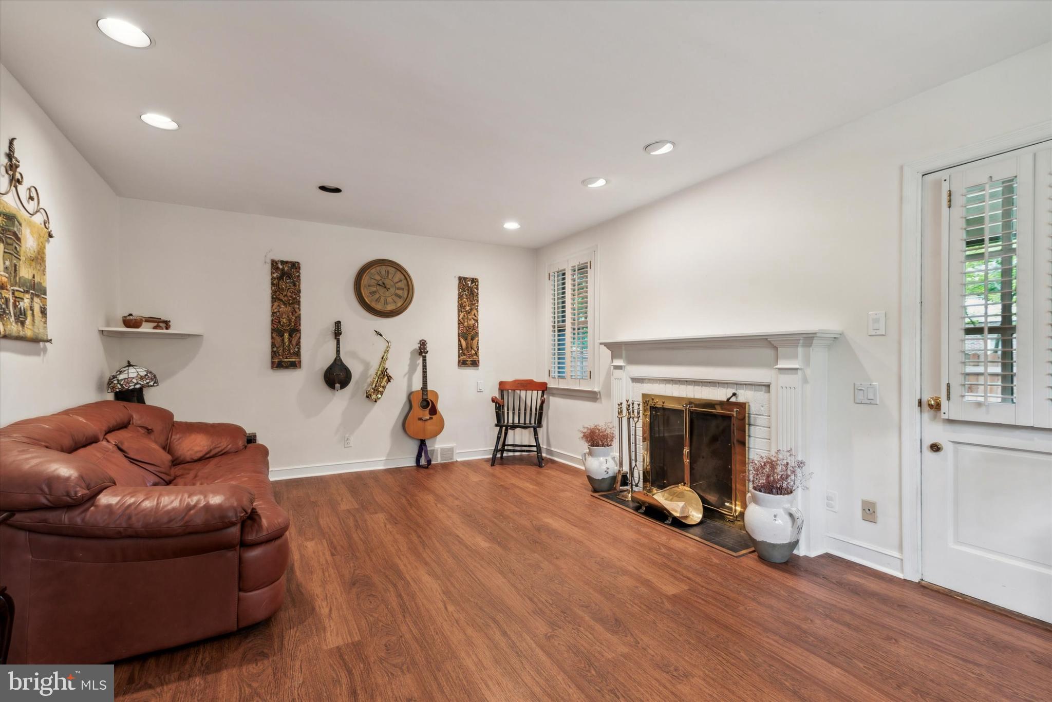 1114 Coventry Road Cheltenham, PA 19012 - Photo 9 of 24 Gallery Image 9