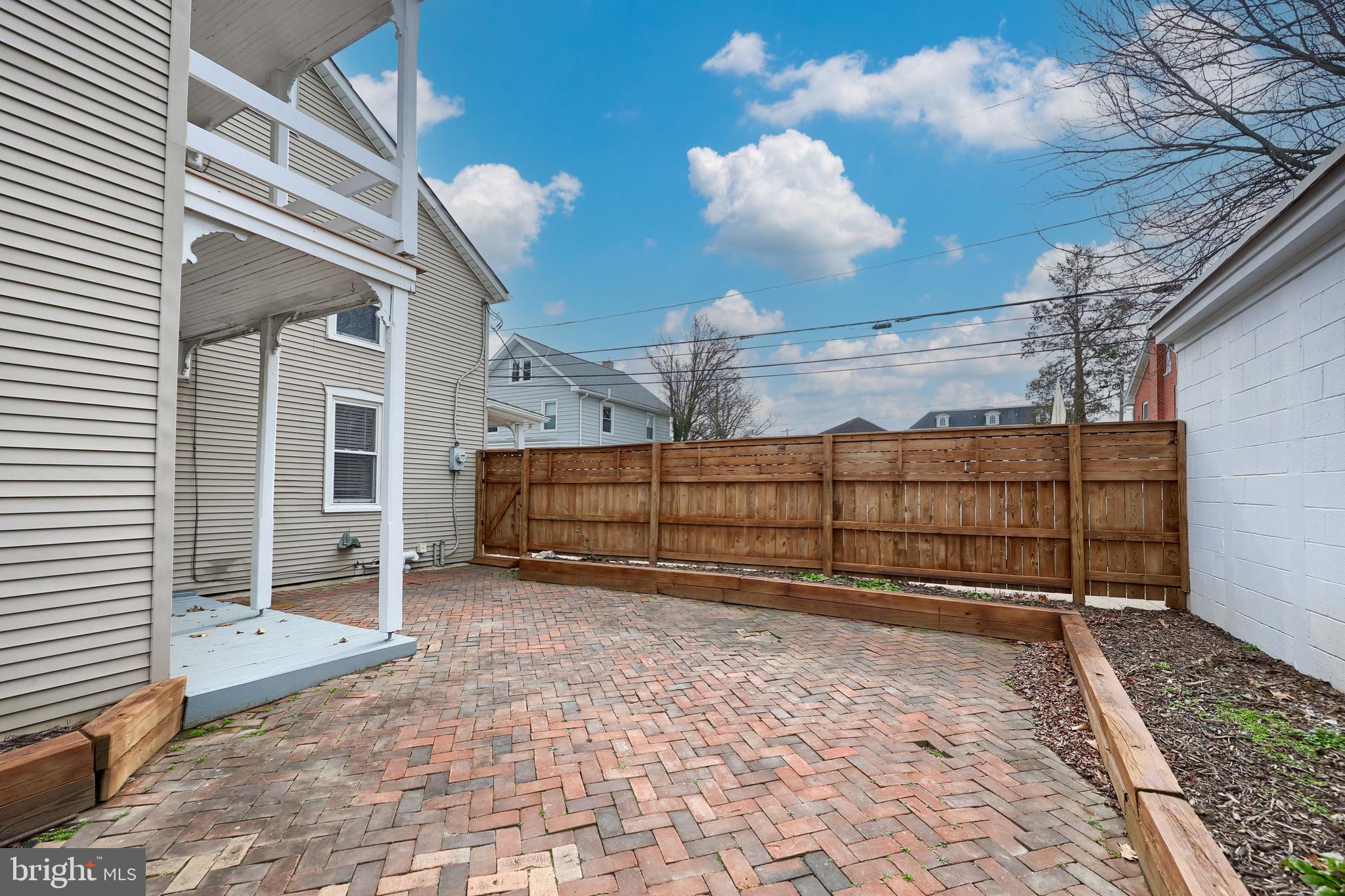 9 East Orange Street Lititz, PA 17543 - Photo 29 of 33 Patio