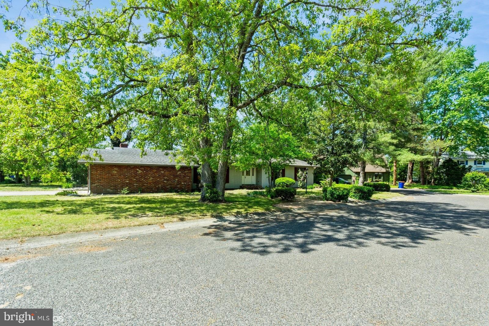 1214 Robin Road Millville, NJ 08332 - Photo 2 of 33 Gallery Image 2