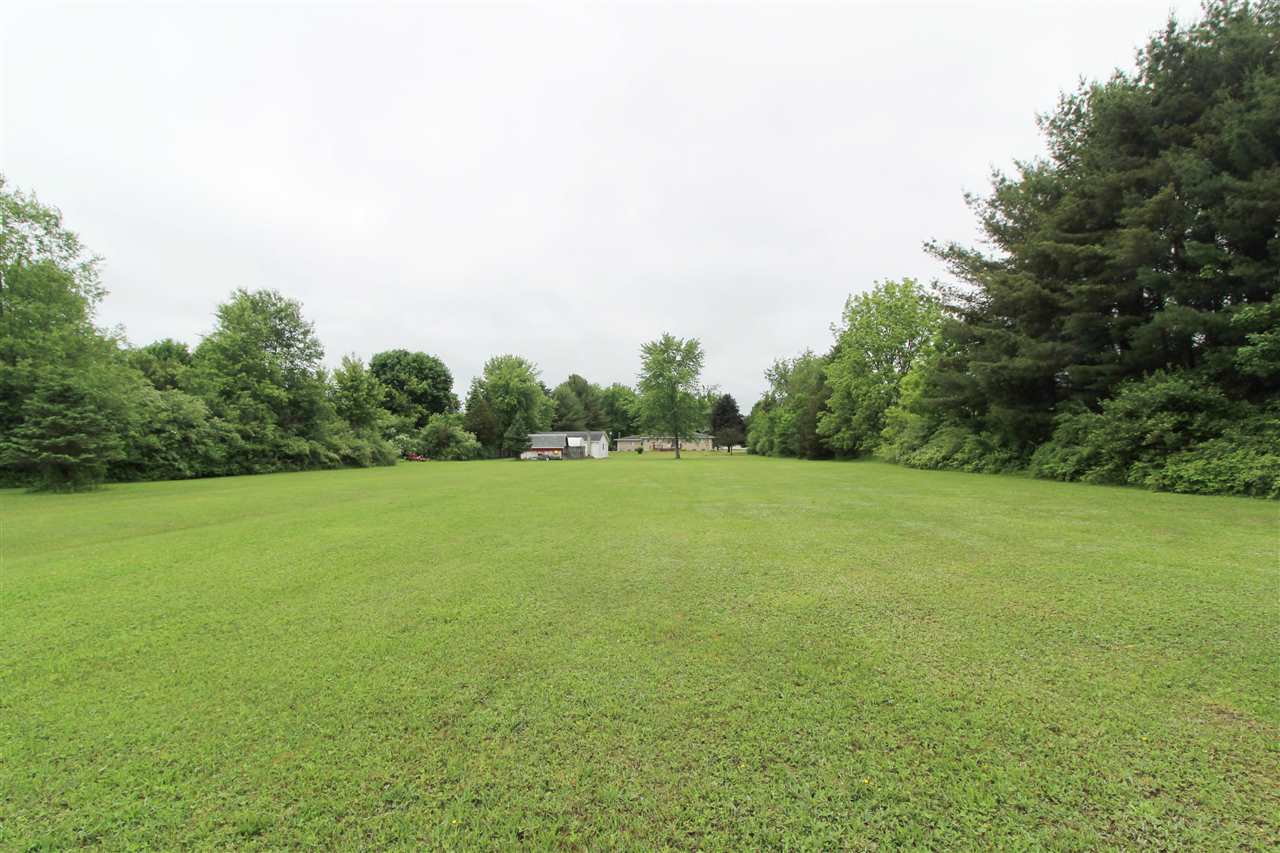 10075 Coldwater Road Flushing, MI 48433 - Photo 23 of 35