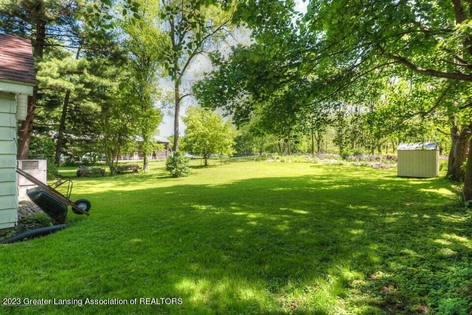 1940 North Aurelius Road Holt, MI 48842 - Photo 11 of 20 11